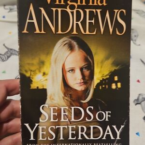 Virginia Andrews 'Seeds of Yesterday' Book